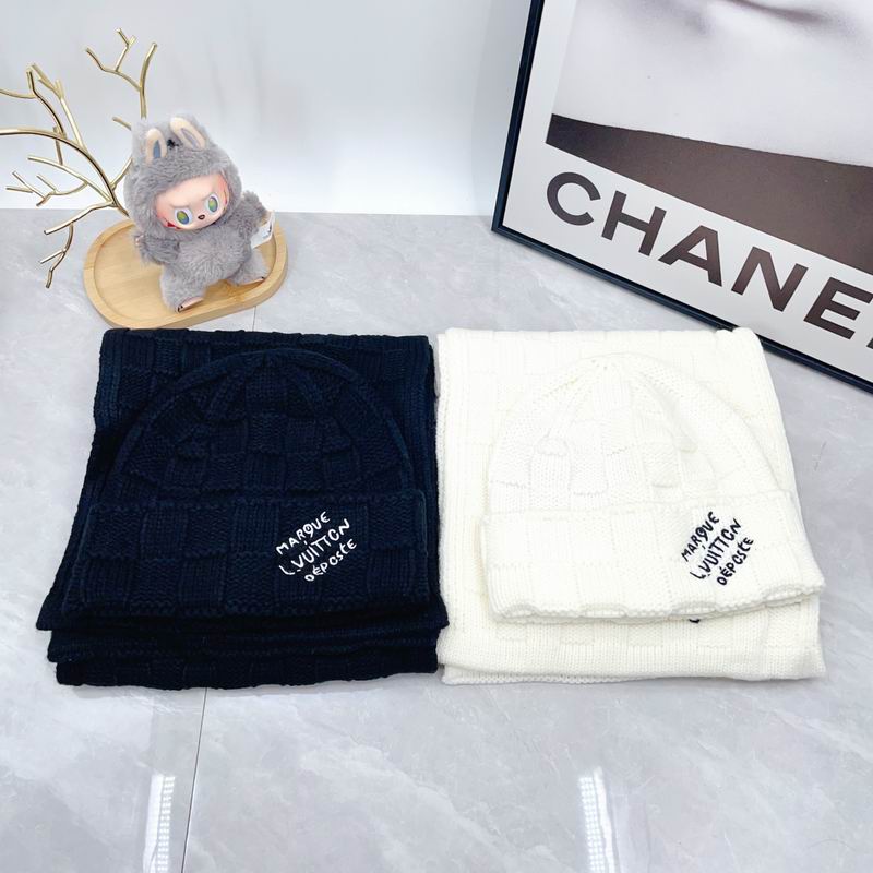 LV scarf hat dx09